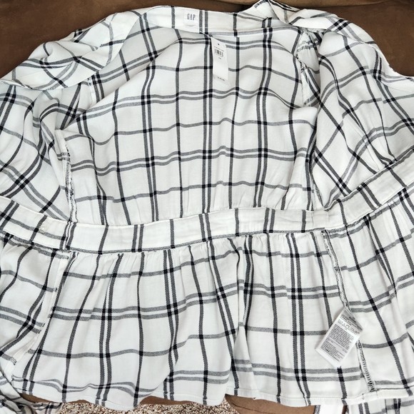 Gap True Wrap Top Blouse NWT Size XS - Picture 5 of 7